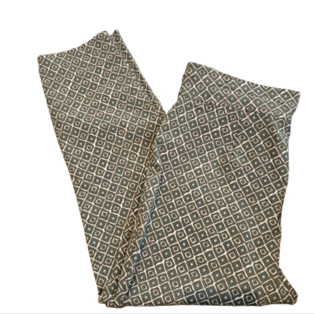Maurices Olive green and Cream patterned pants